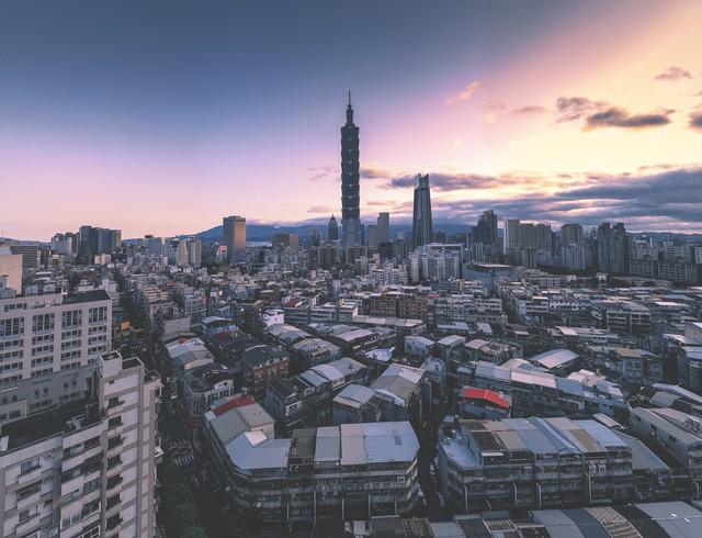 新澳门2025最精准免费与2025新澳门天天免费大全,词语释义、解释和落实和警惕虚假宣传-全面释义、解释和落实